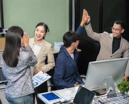 Đồng hành phát triển thương hiệu Đồng hành phát triển thương hiệu
